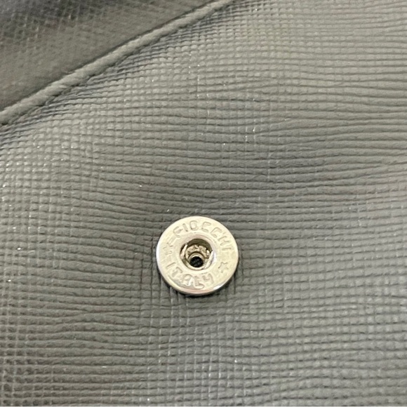 Prada black saffiano leather triangle logo trifold medium snap wallet - Picture 4 of 11